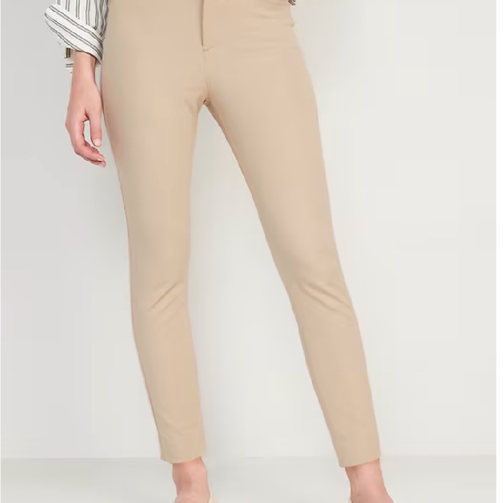 Old Navy high rise pixie ankle length stretch pants